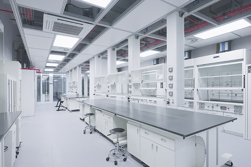 十堰实验室革新：安全与科技的现代融合